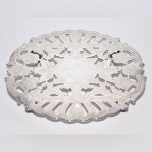 Wallace Silver Plated Engraved Trivet Vintage Footed #7321